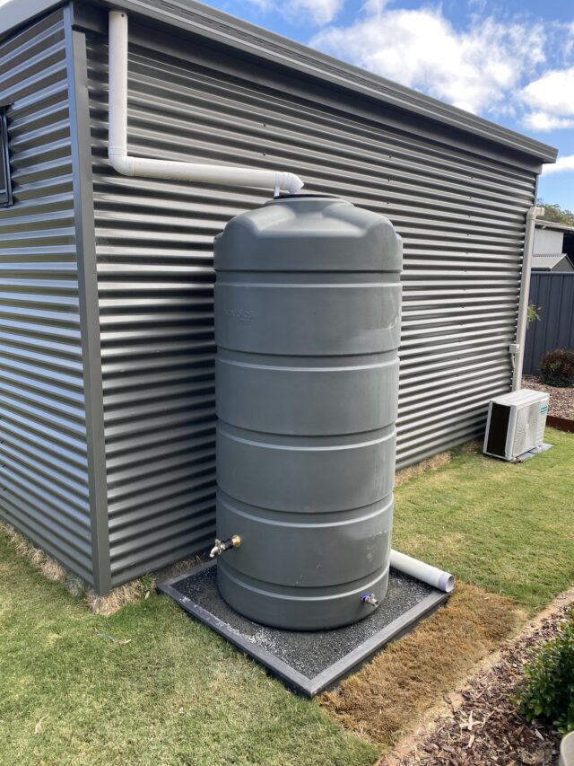 tank base